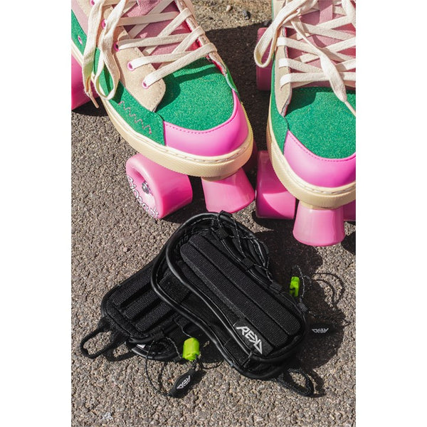Rekd Energy Quick-Lace Wrist Braces - Black