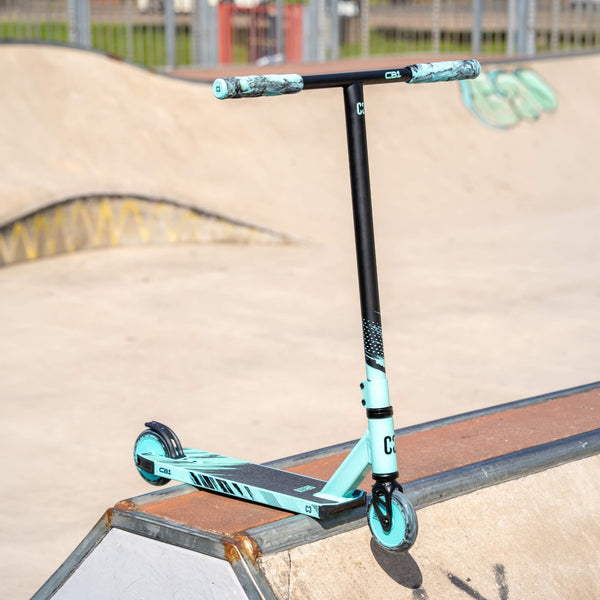 CORE CB1 Beginner Scooter - Teal/Black