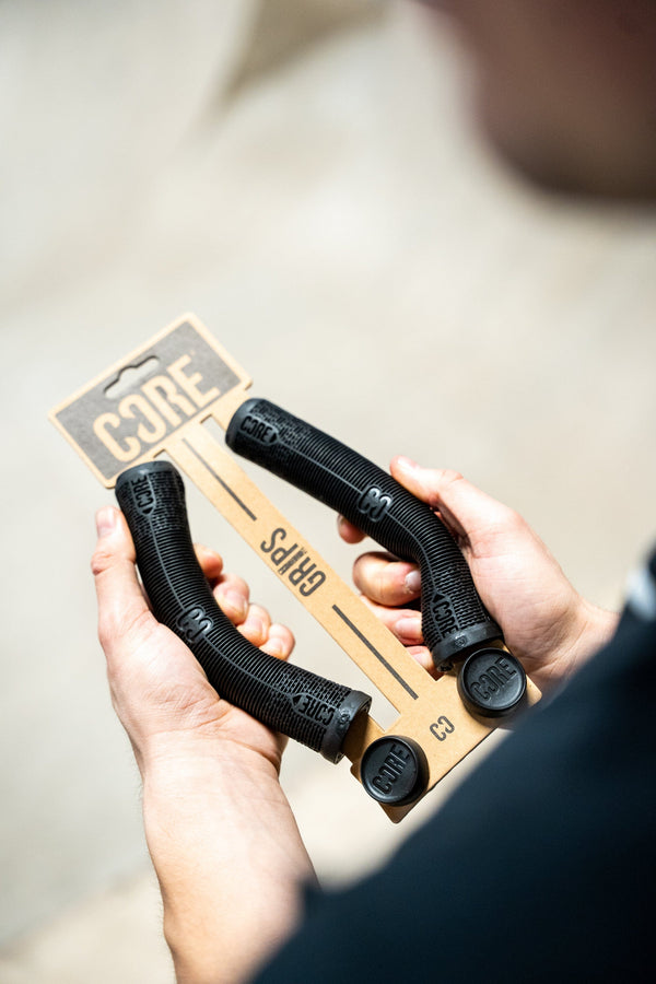 CORE Skinny Boy Handlebar Grips Soft 170mm – Black