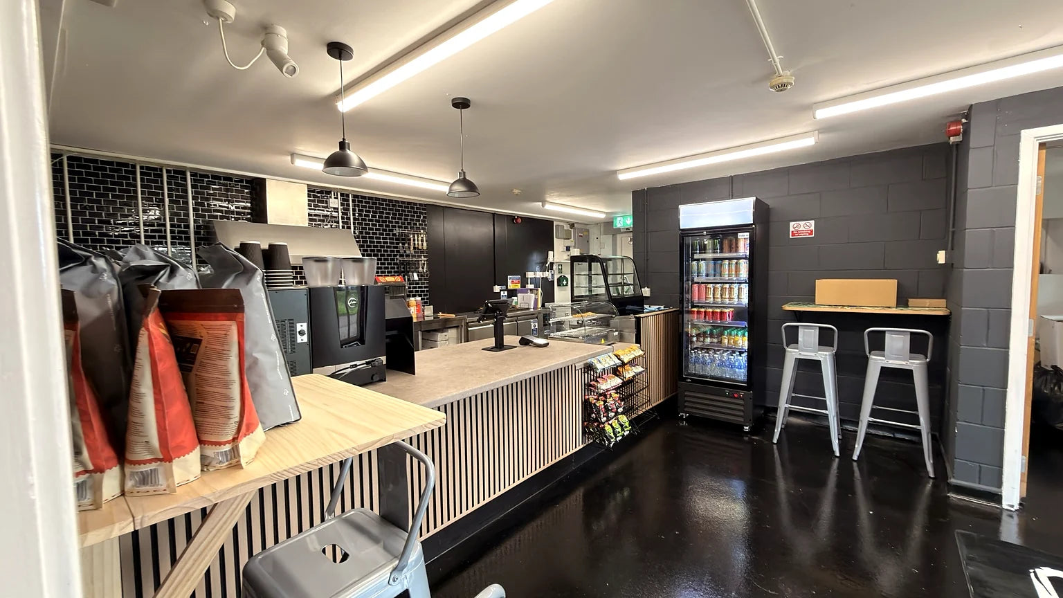 Push Skate & Social coffee counter, food display and seating